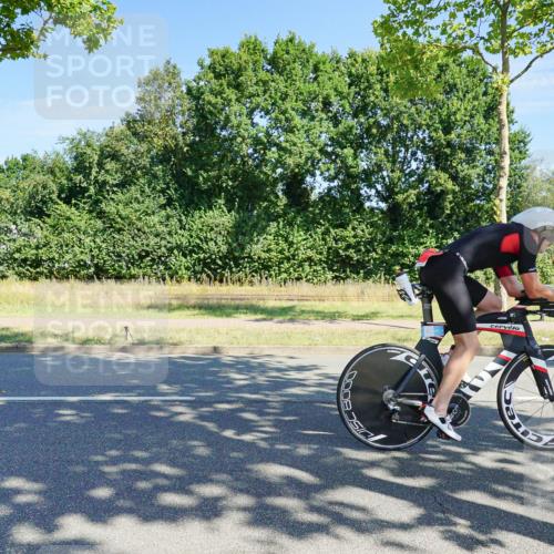 09.08.2026 - GEWOBA Citytriathlon Bremen Michael Burmester http://msf.ph/oto/9958874 09.08.2026 12:07:03 Radfahren 737 meine-sportfotos.de