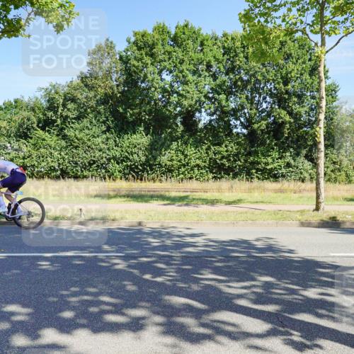 09.08.2026 - GEWOBA Citytriathlon Bremen Michael Burmester http://msf.ph/oto/9958878 09.08.2026 12:07:26 Radfahren 628, 761 meine-sportfotos.de