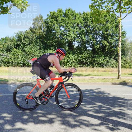 09.08.2026 - GEWOBA Citytriathlon Bremen Michael Burmester http://msf.ph/oto/9958880 09.08.2026 12:07:30 Radfahren 586, 628, 761 meine-sportfotos.de