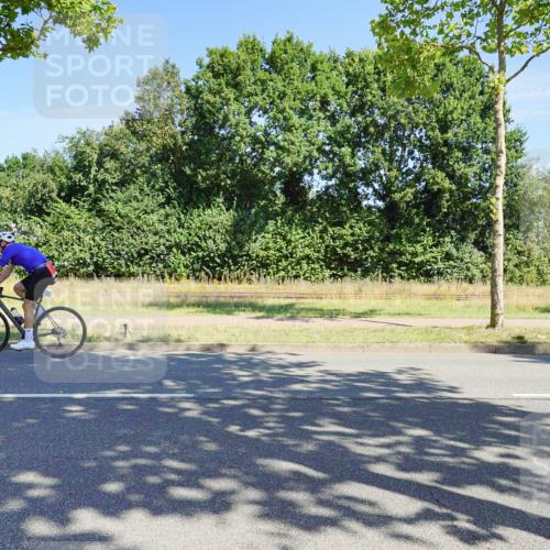 09.08.2026 - GEWOBA Citytriathlon Bremen Michael Burmester http://msf.ph/oto/9958908 09.08.2026 12:08:35 Radfahren 548, 558, 601, 602, 620 meine-sportfotos.de
