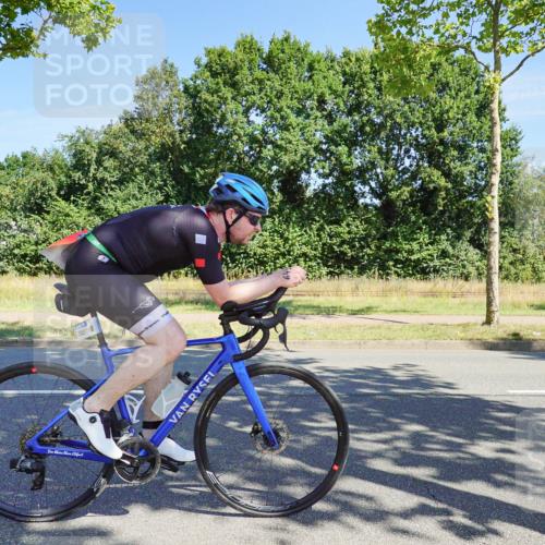 09.08.2026 - GEWOBA Citytriathlon Bremen Michael Burmester http://msf.ph/oto/9958913 09.08.2026 12:08:44 Radfahren 602, 620, 643, 711, 803 meine-sportfotos.de