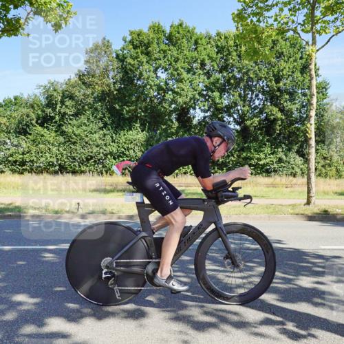 09.08.2026 - GEWOBA Citytriathlon Bremen Michael Burmester http://msf.ph/oto/9958918 09.08.2026 12:08:57 Radfahren 630, 643, 654, 699, 803, 858 meine-sportfotos.de