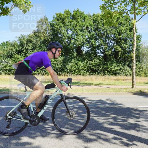 09.08.2026 - GEWOBA Citytriathlon Bremen Michael Burmester http://msf.ph/oto/9958922 09.08.2026 12:09:03 Radfahren 607, 630, 654, 699, 700, 803, 858, 1121 meine-sportfotos.de