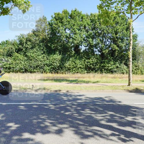 09.08.2026 - GEWOBA Citytriathlon Bremen Michael Burmester http://msf.ph/oto/9958940 09.08.2026 12:09:40 Radfahren 570, 597, 674, 702, 719 meine-sportfotos.de