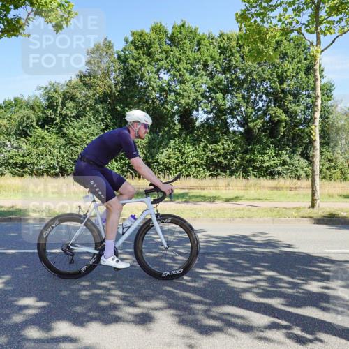 09.08.2026 - GEWOBA Citytriathlon Bremen Michael Burmester http://msf.ph/oto/9958952 09.08.2026 12:10:06 Radfahren 619, 633, 688, 729, 770, 774, 1002 meine-sportfotos.de