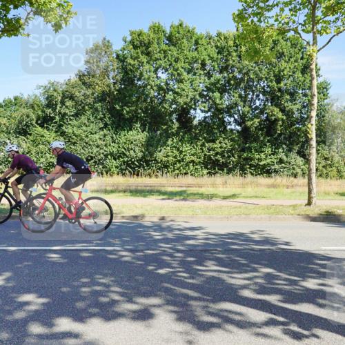 09.08.2026 - GEWOBA Citytriathlon Bremen Michael Burmester http://msf.ph/oto/9958960 09.08.2026 12:10:17 Radfahren 619, 633, 688, 729 meine-sportfotos.de