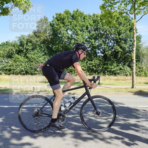 09.08.2026 - GEWOBA Citytriathlon Bremen Michael Burmester http://msf.ph/oto/9958987 09.08.2026 12:11:01 Radfahren 587, 641, 652, 669, 690, 714, 743, 766, 801, 810, 831 meine-sportfotos.de