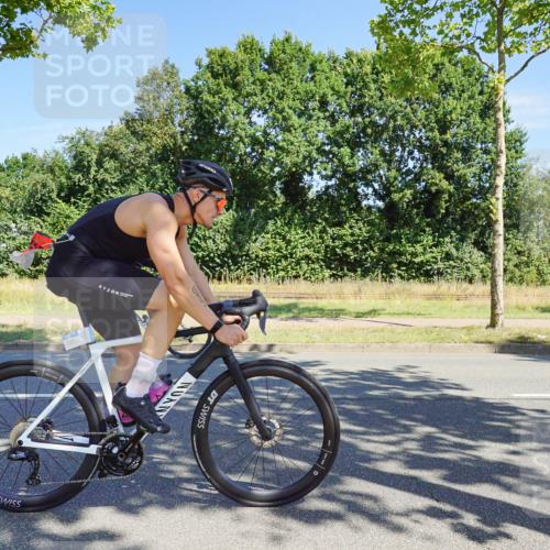 09.08.2026 - GEWOBA Citytriathlon Bremen Michael Burmester http://msf.ph/oto/9958988 09.08.2026 12:11:02 Radfahren 587, 641, 652, 669, 690, 714, 743, 766, 801, 810, 831 meine-sportfotos.de