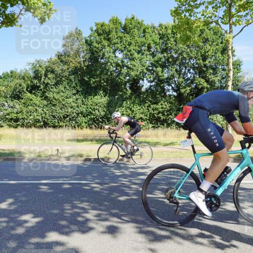 09.08.2026 - GEWOBA Citytriathlon Bremen Michael Burmester http://msf.ph/oto/9959010 09.08.2026 12:11:40 Radfahren 549, 631, 666, 676, 691, 692, 712, 732, 862, 1153 meine-sportfotos.de