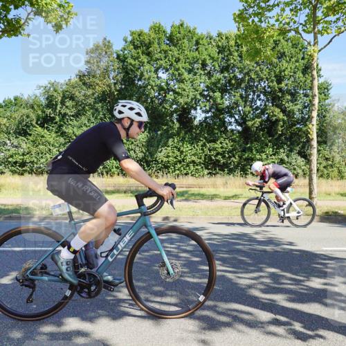 09.08.2026 - GEWOBA Citytriathlon Bremen Michael Burmester http://msf.ph/oto/9959019 09.08.2026 12:11:50 Radfahren 549, 631, 642, 660, 676, 691, 712, 732, 862 meine-sportfotos.de