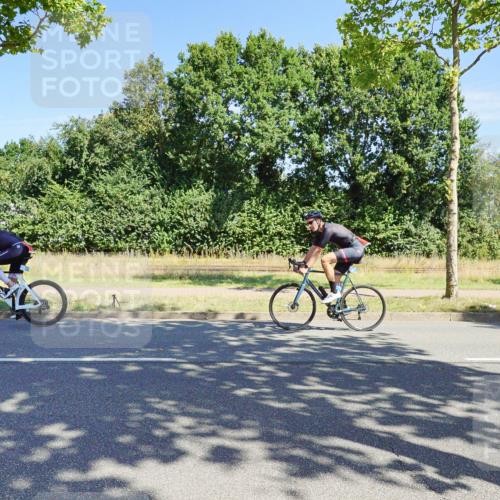 09.08.2026 - GEWOBA Citytriathlon Bremen Michael Burmester http://msf.ph/oto/9959020 09.08.2026 12:11:51 Radfahren 549, 631, 642, 660, 676, 691, 712, 732, 862 meine-sportfotos.de