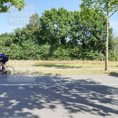 09.08.2026 - GEWOBA Citytriathlon Bremen Michael Burmester http://msf.ph/oto/9959022 09.08.2026 12:11:54 Radfahren 549, 631, 642, 660, 676, 691 meine-sportfotos.de