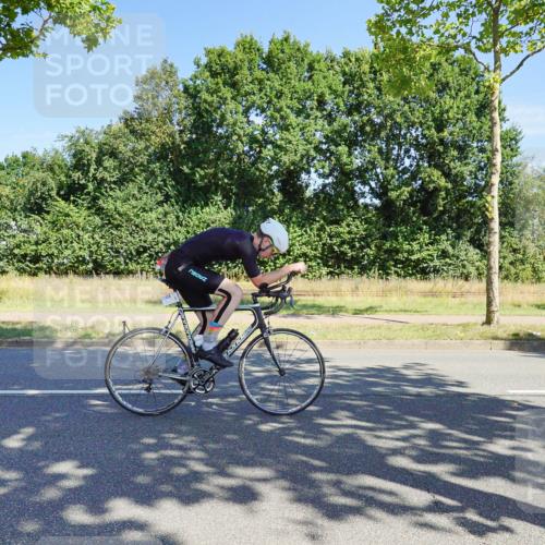 09.08.2026 - GEWOBA Citytriathlon Bremen Michael Burmester http://msf.ph/oto/9959064 09.08.2026 12:12:46 Radfahren 556, 593, 605, 606, 683, 686, 723, 764, 878, 951 meine-sportfotos.de