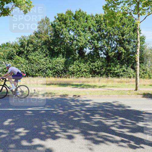 09.08.2026 - GEWOBA Citytriathlon Bremen Michael Burmester http://msf.ph/oto/9959101 09.08.2026 12:13:47 Radfahren 547, 645, 684, 685 meine-sportfotos.de