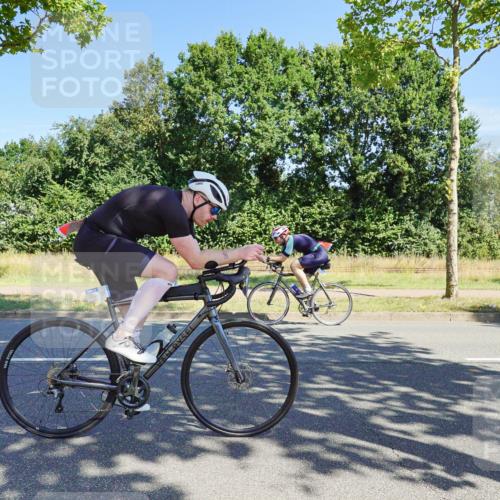 09.08.2026 - GEWOBA Citytriathlon Bremen Michael Burmester http://msf.ph/oto/9959124 09.08.2026 12:14:37 Radfahren 561, 574, 582, 647, 680, 721, 733 meine-sportfotos.de