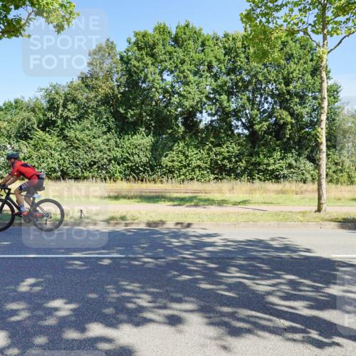 09.08.2026 - GEWOBA Citytriathlon Bremen Michael Burmester http://msf.ph/oto/9959176 09.08.2026 12:15:49 Radfahren 730, 765, 875, 880, 883, 1133, 1137 meine-sportfotos.de