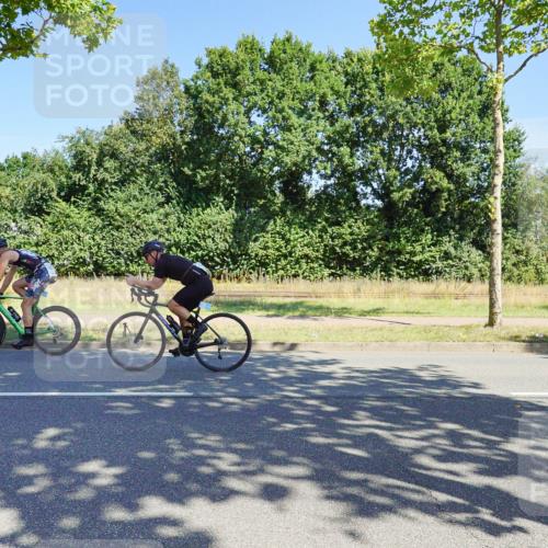 09.08.2026 - GEWOBA Citytriathlon Bremen Michael Burmester http://msf.ph/oto/9959199 09.08.2026 12:16:27 Radfahren 545, 564, 580, 638, 648, 716, 726, 775, 777, 804, 914, 918, 1013 meine-sportfotos.de