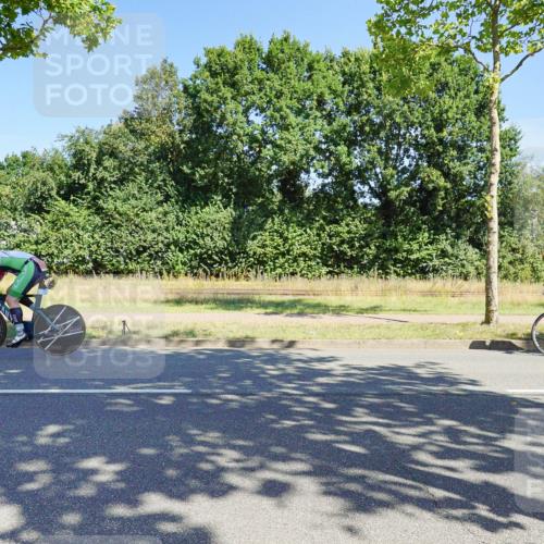 09.08.2026 - GEWOBA Citytriathlon Bremen Michael Burmester http://msf.ph/oto/9959214 09.08.2026 12:16:44 Radfahren 555, 648, 804, 846, 895, 918, 1138 meine-sportfotos.de