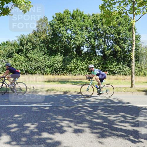 09.08.2026 - GEWOBA Citytriathlon Bremen Michael Burmester http://msf.ph/oto/9959262 09.08.2026 12:18:11 Radfahren 739, 781, 826, 869, 1118, 1146 meine-sportfotos.de