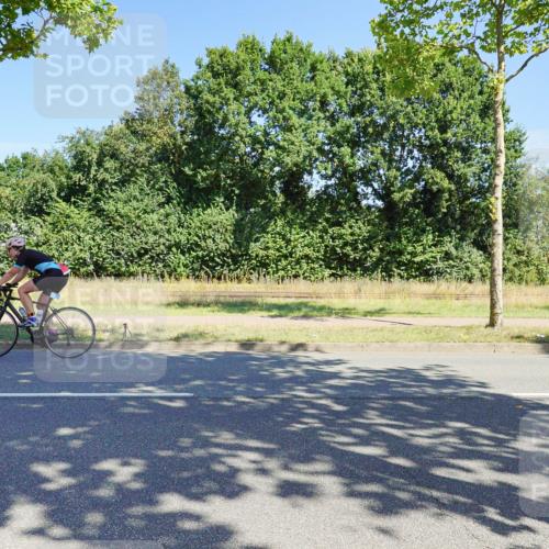 09.08.2026 - GEWOBA Citytriathlon Bremen Michael Burmester http://msf.ph/oto/9959275 09.08.2026 12:18:32 Radfahren 756, 814, 864, 872, 970, 1003, 1119 meine-sportfotos.de