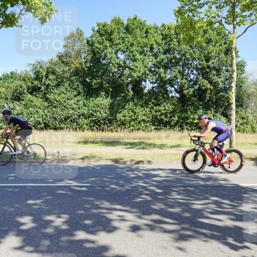 09.08.2026 - GEWOBA Citytriathlon Bremen Michael Burmester http://msf.ph/oto/9959278 09.08.2026 12:18:37 Radfahren 756, 814, 864, 970, 1119 meine-sportfotos.de