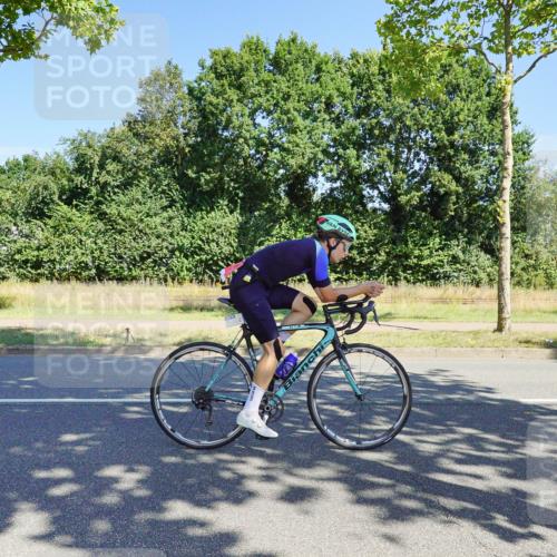 09.08.2026 - GEWOBA Citytriathlon Bremen Michael Burmester http://msf.ph/oto/9959291 09.08.2026 12:19:07 Radfahren 557, 569, 624, 744, 749, 886, 1009, 1120 meine-sportfotos.de