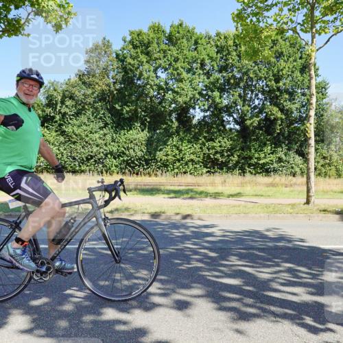 09.08.2026 - GEWOBA Citytriathlon Bremen Michael Burmester http://msf.ph/oto/9959293 09.08.2026 12:19:08 Radfahren 557, 569, 624, 744, 749, 886, 1009, 1120 meine-sportfotos.de