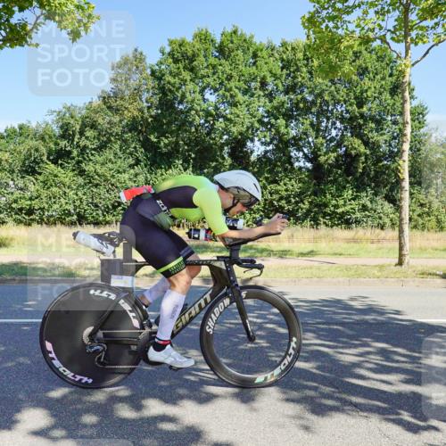 09.08.2026 - GEWOBA Citytriathlon Bremen Michael Burmester http://msf.ph/oto/9959359 09.08.2026 12:20:54 Radfahren 560, 562, 639, 668, 678, 773, 889, 911, 912, 960, 968, 979, 1110 meine-sportfotos.de