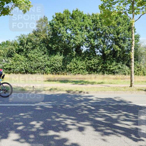 09.08.2026 - GEWOBA Citytriathlon Bremen Michael Burmester http://msf.ph/oto/9959377 09.08.2026 12:21:14 Radfahren 628, 637, 644, 668, 731, 912, 968, 979, 1115, 1132 meine-sportfotos.de