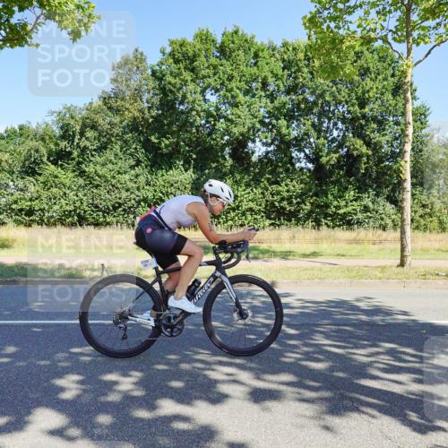 09.08.2026 - GEWOBA Citytriathlon Bremen Michael Burmester http://msf.ph/oto/9959456 09.08.2026 12:23:04 Radfahren 612, 699, 783, 809, 898, 915, 919, 933, 940, 966, 972, 1012, 1136 meine-sportfotos.de