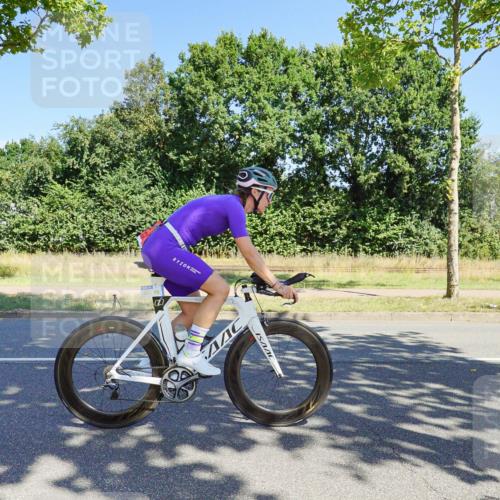 09.08.2026 - GEWOBA Citytriathlon Bremen Michael Burmester http://msf.ph/oto/9959473 09.08.2026 12:23:21 Radfahren 572, 577, 612, 707, 782, 840, 871, 888, 898, 976, 996, 1123 meine-sportfotos.de