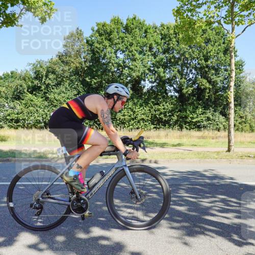 09.08.2026 - GEWOBA Citytriathlon Bremen Michael Burmester http://msf.ph/oto/9959474 09.08.2026 12:23:24 Radfahren 572, 577, 651, 707, 782, 840, 871, 888, 898, 976, 996, 1123 meine-sportfotos.de