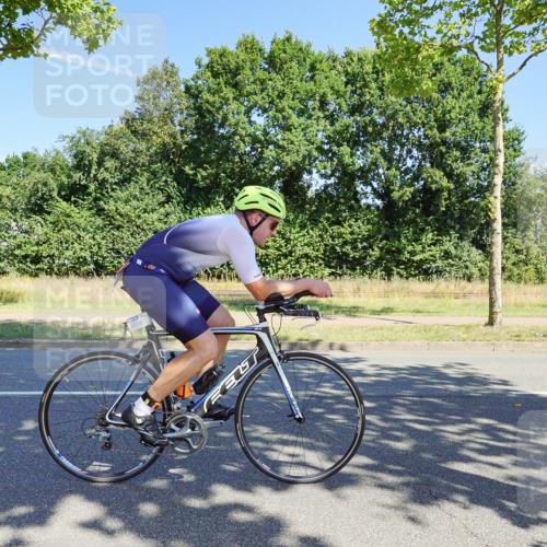 09.08.2026 - GEWOBA Citytriathlon Bremen Michael Burmester http://msf.ph/oto/9959572 09.08.2026 12:25:42 Radfahren 578, 614, 649, 702, 718, 743, 779, 789, 810, 848, 853, 944, 982, 1122, 1125 meine-sportfotos.de