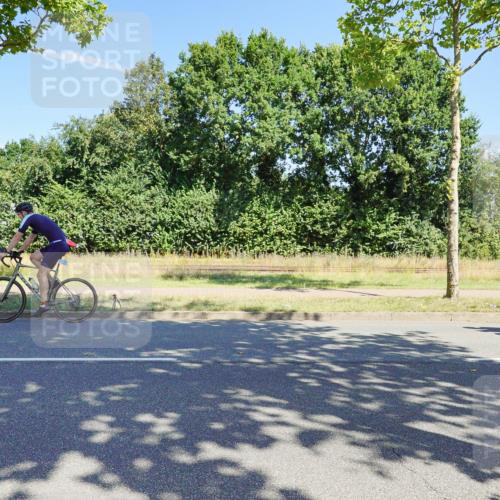 09.08.2026 - GEWOBA Citytriathlon Bremen Michael Burmester http://msf.ph/oto/9959605 09.08.2026 12:26:37 Radfahren 629, 674, 767, 830, 985, 1014, 1131 meine-sportfotos.de