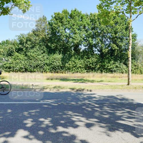 09.08.2026 - GEWOBA Citytriathlon Bremen Michael Burmester http://msf.ph/oto/9959614 09.08.2026 12:26:45 Radfahren 607, 629, 654, 767, 822, 830, 922, 1001, 1014, 1131, 1153 meine-sportfotos.de