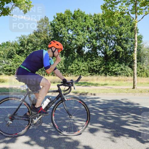 09.08.2026 - GEWOBA Citytriathlon Bremen Michael Burmester http://msf.ph/oto/9959615 09.08.2026 12:26:45 Radfahren 607, 629, 654, 767, 822, 830, 922, 1001, 1014, 1131, 1153 meine-sportfotos.de