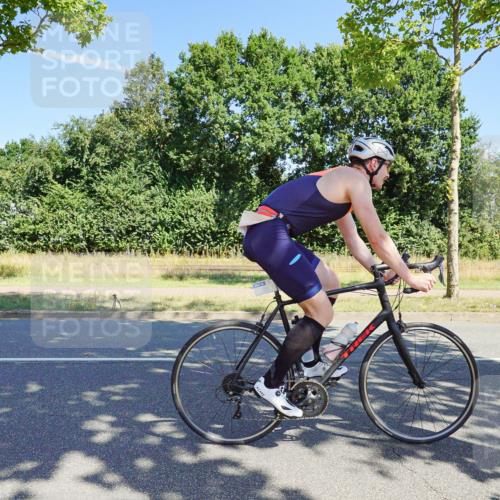 09.08.2026 - GEWOBA Citytriathlon Bremen Michael Burmester http://msf.ph/oto/9959619 09.08.2026 12:26:54 Radfahren 607, 629, 633, 654, 822, 856, 922, 1001, 1103, 1153 meine-sportfotos.de
