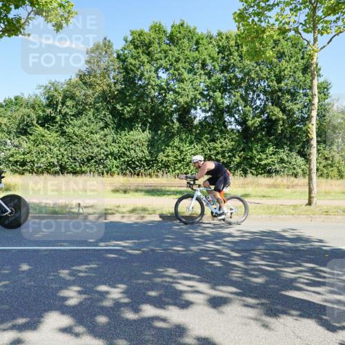 09.08.2026 - GEWOBA Citytriathlon Bremen Michael Burmester http://msf.ph/oto/9959635 09.08.2026 12:27:24 Radfahren 587, 597, 630, 669, 712, 732, 881, 962 meine-sportfotos.de