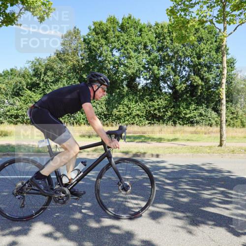 09.08.2026 - GEWOBA Citytriathlon Bremen Michael Burmester http://msf.ph/oto/9959650 09.08.2026 12:27:45 Radfahren 684, 714, 729, 801, 828, 831, 854, 904, 1157 meine-sportfotos.de