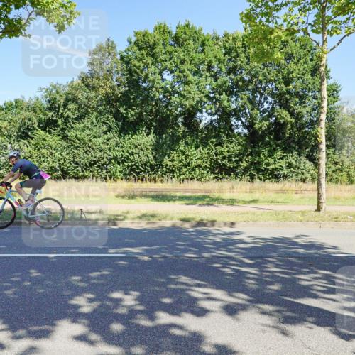 09.08.2026 - GEWOBA Citytriathlon Bremen Michael Burmester http://msf.ph/oto/9959740 09.08.2026 12:29:49 Radfahren 616, 618, 641, 642, 825, 963, 964, 1011 meine-sportfotos.de