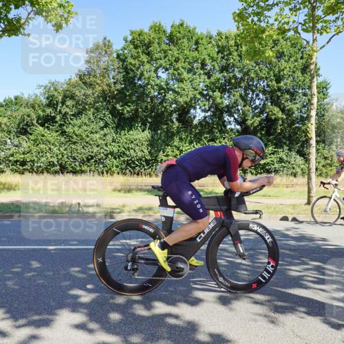 09.08.2026 - GEWOBA Citytriathlon Bremen Michael Burmester http://msf.ph/oto/9959763 09.08.2026 12:30:26 Radfahren 544, 591, 605, 677, 683, 746, 747, 959, 993, 1116, 1117, 1149 meine-sportfotos.de
