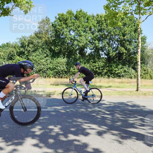 09.08.2026 - GEWOBA Citytriathlon Bremen Michael Burmester http://msf.ph/oto/9959765 09.08.2026 12:30:27 Radfahren 544, 591, 605, 677, 683, 746, 747, 959, 993, 1116, 1117, 1149 meine-sportfotos.de