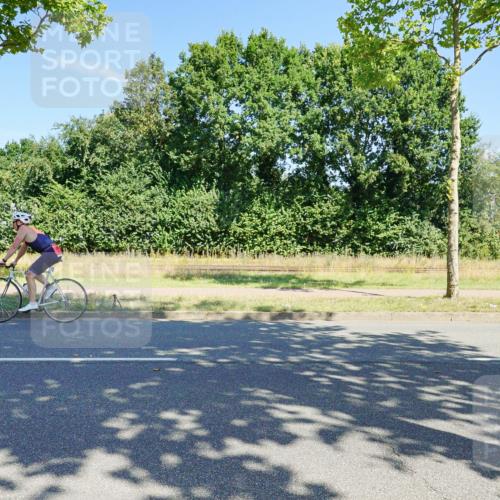 09.08.2026 - GEWOBA Citytriathlon Bremen Michael Burmester http://msf.ph/oto/9959776 09.08.2026 12:30:47 Radfahren 547, 662, 794, 946, 1019 meine-sportfotos.de