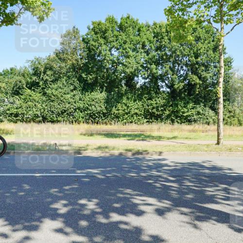 09.08.2026 - GEWOBA Citytriathlon Bremen Michael Burmester http://msf.ph/oto/9959786 09.08.2026 12:31:03 Radfahren 547, 580, 721, 824, 852, 882, 947 meine-sportfotos.de