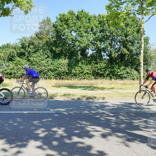 09.08.2026 - GEWOBA Citytriathlon Bremen Michael Burmester http://msf.ph/oto/9959826 09.08.2026 12:32:02 Radfahren 799, 883, 884, 955, 990 meine-sportfotos.de