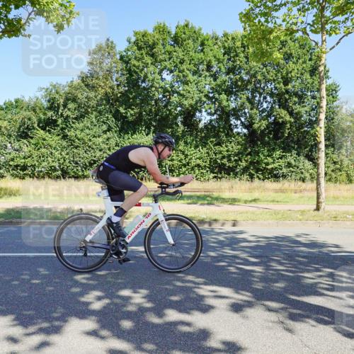 09.08.2026 - GEWOBA Citytriathlon Bremen Michael Burmester http://msf.ph/oto/9959836 09.08.2026 12:32:19 Radfahren 579, 650, 680, 765, 867, 884, 920, 924, 990, 1006 meine-sportfotos.de