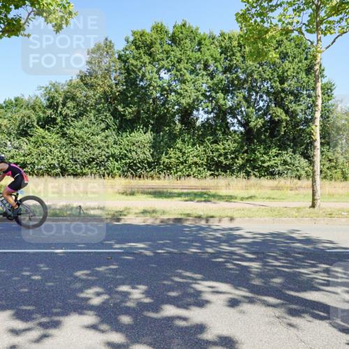 09.08.2026 - GEWOBA Citytriathlon Bremen Michael Burmester http://msf.ph/oto/9959847 09.08.2026 12:32:37 Radfahren 590, 594, 680, 874, 983, 1008 meine-sportfotos.de