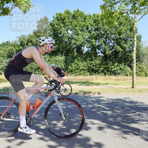 09.08.2026 - GEWOBA Citytriathlon Bremen Michael Burmester http://msf.ph/oto/9959872 09.08.2026 12:33:29 Radfahren 583, 615, 679, 717, 730, 769, 879, 880, 1133 meine-sportfotos.de