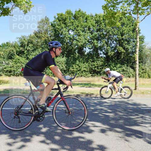 09.08.2026 - GEWOBA Citytriathlon Bremen Michael Burmester http://msf.ph/oto/9959878 09.08.2026 12:33:40 Radfahren 583, 615, 648, 679, 717, 750, 784, 880, 1006, 1133 meine-sportfotos.de