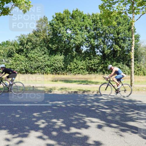 09.08.2026 - GEWOBA Citytriathlon Bremen Michael Burmester http://msf.ph/oto/9959888 09.08.2026 12:33:55 Radfahren 750, 914, 932, 1158 meine-sportfotos.de